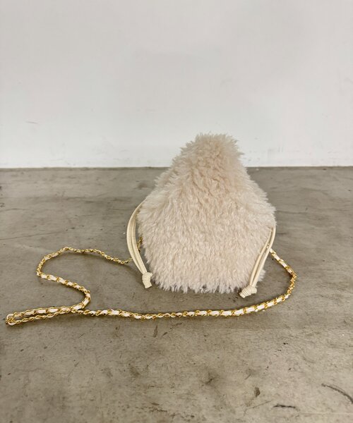 LOUNGEDRESS(ラウンジドレス)の「【GALENA/ガレナ】ワンハンドルファーチェーンバッグ(ハンドバッグ・レディース・キャメル/アイボリー・FREE)」の13枚目の写真