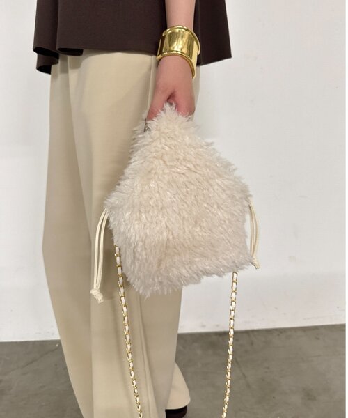 LOUNGEDRESS(ラウンジドレス)の「【GALENA/ガレナ】ワンハンドルファーチェーンバッグ(ハンドバッグ・レディース・キャメル/アイボリー・FREE)」の10枚目の写真