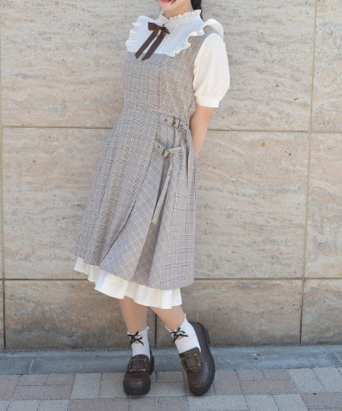 axes femme（アクシーズファム）の「ハトメ使いベルトデザインワンピース（ワンピース・レディース・ブラック/グレー/ブラウン・FREE）」の2枚目の写真