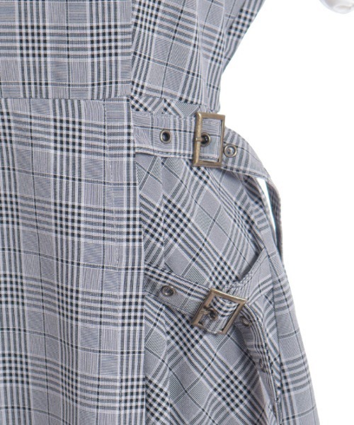 axes femme（アクシーズファム）の「ハトメ使いベルトデザインワンピース（ワンピース・レディース・ブラック/グレー/ブラウン・FREE）」の4枚目の写真