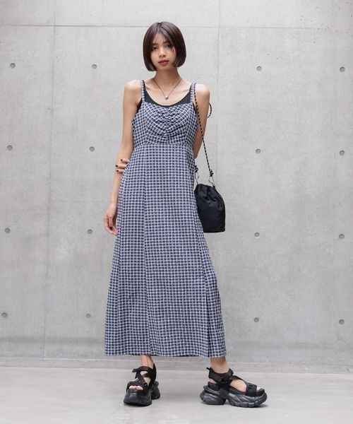 PAGEBOY（ページボーイ）の「チェックキャミワンピース（ワンピース・レディース・ブラック/ブラウン・FREE）」の4枚目の写真