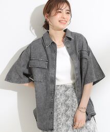 Cutie Blonde | 【S-LL】こなれ感ある着こなしに ケミカルウォッシュ5分袖デニムシャツ(シャツ/ブラウス)