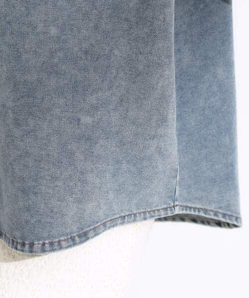 Cutie Blonde（キューティーブロンド）の「【S-LL】こなれ感ある着こなしに ケミカルウォッシュ5分袖デニムシャツ（シャツ/ブラウス・レディース・ブルー/ライトブルー/ブラック・02/01/04/03）」の22枚目の写真