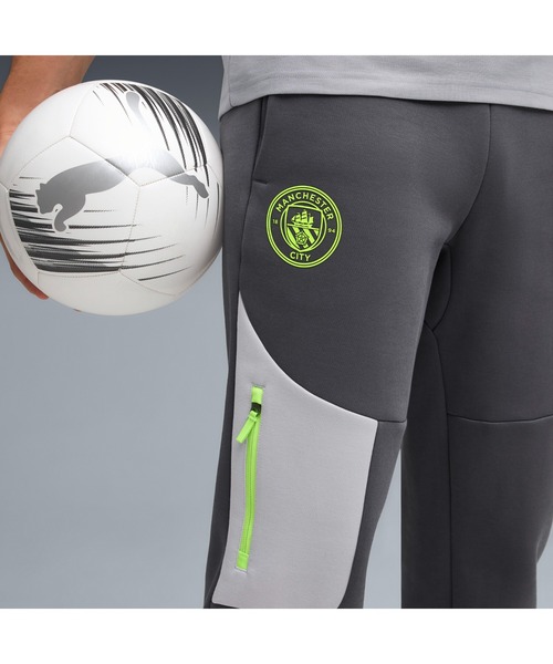 PUMA(プーマ)の「PUMA プーマ メンズ マンチェスターシティ FC プーマテック スウェットパン(その他パンツ・メンズ・グレー系その他・X-SMALL/LARGE/X-LARGE/SMALL/MEDIUM)」の2枚目の写真