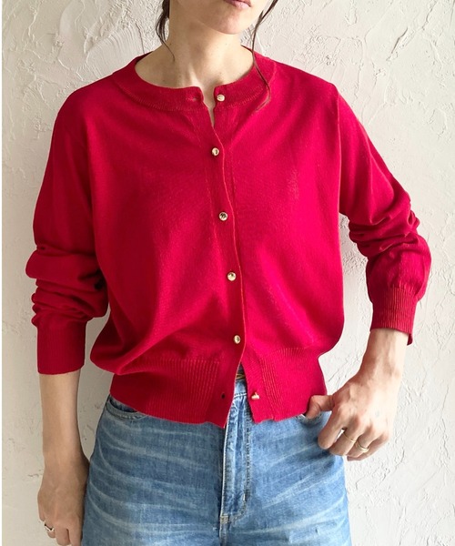 She's Closet(シーズクローゼット)の「UVカット 接触冷感 ショート丈 金ボタン 長袖 シアー ニットカーディガン(カーディガン/ボレロ・レディース・ブラック/オフホワイト/ネイビー/グレー/レッド・FREE)」の5枚目の写真