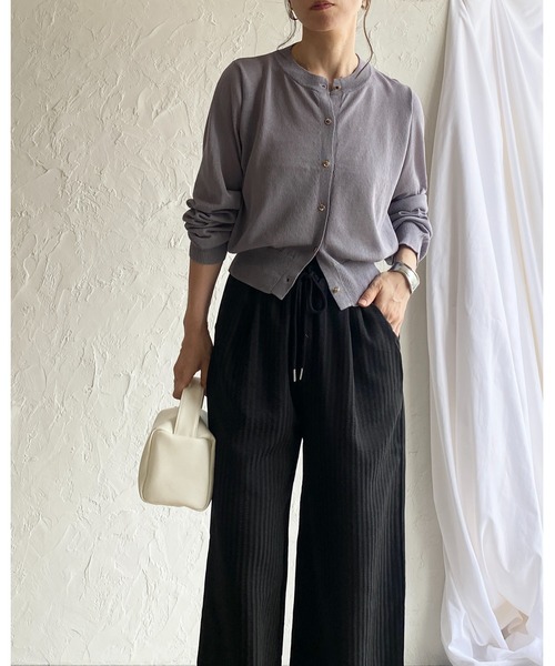 She's Closet(シーズクローゼット)の「UVカット 接触冷感 ショート丈 金ボタン 長袖 シアー ニットカーディガン(カーディガン/ボレロ・レディース・ブラック/オフホワイト/ネイビー/グレー/レッド・FREE)」の18枚目の写真
