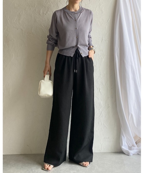 She's Closet(シーズクローゼット)の「UVカット 接触冷感 ショート丈 金ボタン 長袖 シアー ニットカーディガン(カーディガン/ボレロ・レディース・ブラック/オフホワイト/ネイビー/グレー/レッド・FREE)」の19枚目の写真