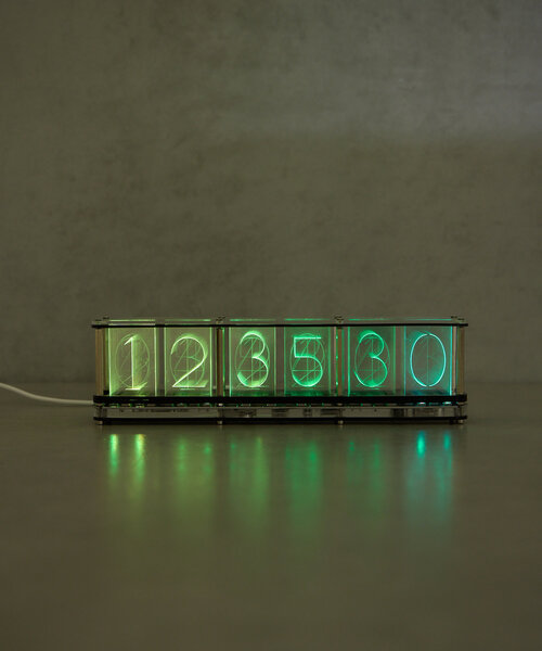 RGB TUBE CLOCK RGBチューブクロック（置時計）｜BIRTHDAY BAR