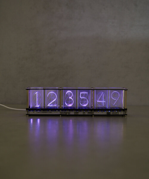 RGB TUBE CLOCK RGBチューブクロック（置時計）｜BIRTHDAY BAR