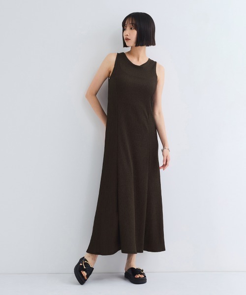 VICKY（ビッキー）の「シャーリングジャージーワンピース≪洗濯機で洗える≫（ワンピース・レディース・ブラック/ブラウン・M）」の4枚目の写真