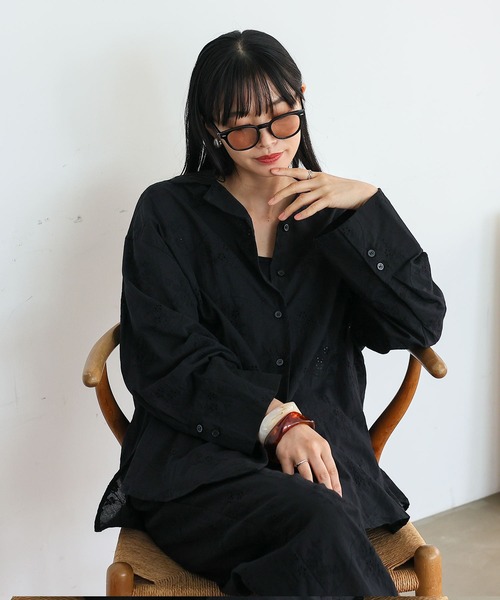 No Rule No Line(ノール-ルノーライン)の「コットンフラワーエンブロイダリーレースシャツ パンチング刺繍レース(スカラップ)レースシアーシャツ(シャツ/ブラウス・レディース・ブラック/ホワイト・FREE)」の19枚目の写真
