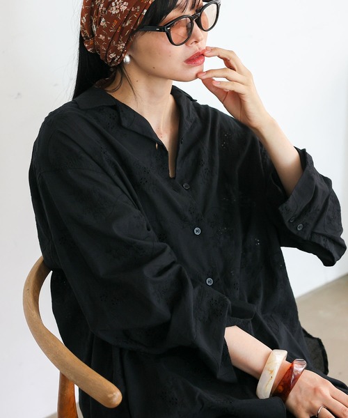 No Rule No Line(ノール-ルノーライン)の「コットンフラワーエンブロイダリーレースシャツ パンチング刺繍レース(スカラップ)レースシアーシャツ(シャツ/ブラウス・レディース・ブラック/ホワイト・FREE)」の5枚目の写真