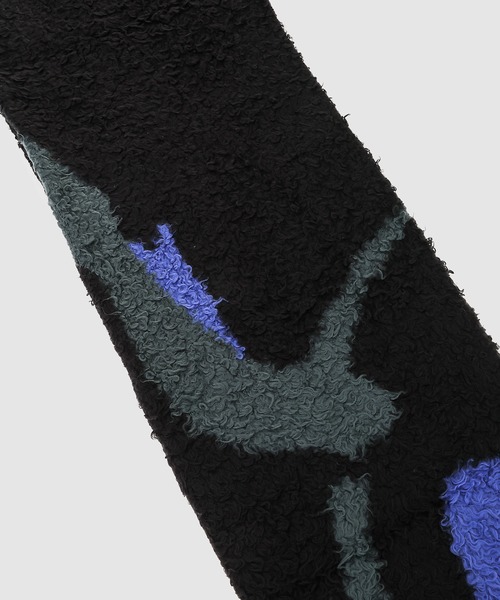 KHOKI（コッキ）の「Jacquard-design muffler（マフラー・メンズ・レッド/グリーン/ブラック・FREE）」の7枚目の写真