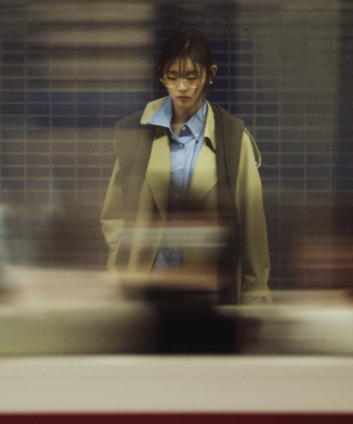 Mila Owen デザイントレンチコート　新品未使用　ミラオーウェン Mila Owen（ミラオーウェン）の「ベンツデザイントレンチコート