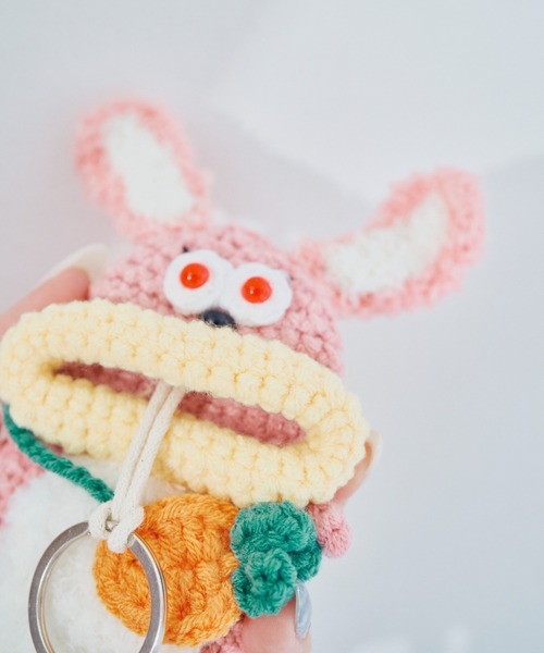 macaroni edge（マカロニエッジ）の「〈macaroni edge/マカロニエッジ〉毛糸のマスコット キーケース うさぎ（キーケース/キーアクセサリー・レディース・グレー/ピンク/ブラック/ホワイト・ONE SIZE）」の12枚目の写真