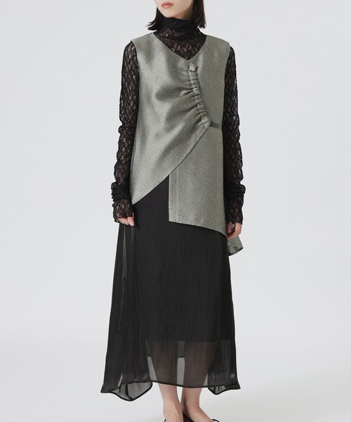 LOVELESS（ラブレス）の「メタリックワンピース（ワンピース・レディース・ベージュ系その他/シルバー系その他/ブラック・36/34）」の6枚目の写真