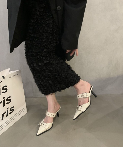 WEGO(ウィゴー)の「WEGO/スクエアトゥヒールパンプス(パンプス・レディース・シルバー/ホワイト/ブラック・MEDIUM/LARGE)」の15枚目の写真