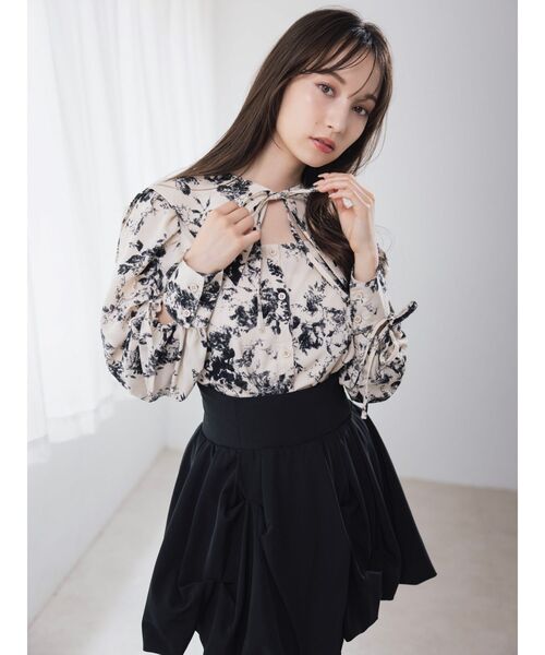 dazzlin（ダズリン）の「オープンリボンブラウス（シャツ/ブラウス・レディース・オフホワイト/ベージュ/ピンク/アイボリー・FREE）」の3枚目の写真