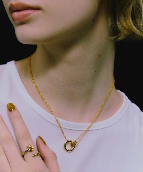 LAPUIS（ラピュイ）の「LAPUIS(ラピュイ)Coil Circle necklace（ネックレス・レディース・ゴールド/マルチ/シルバー・FREE）」の3枚目の写真