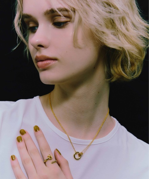 LAPUIS（ラピュイ）の「LAPUIS(ラピュイ)Coil Circle necklace（ネックレス・レディース・ゴールド/マルチ/シルバー・FREE）」の4枚目の写真