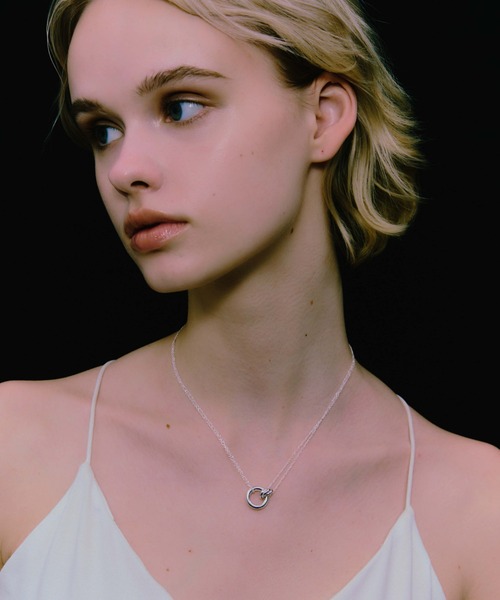 LAPUIS（ラピュイ）の「LAPUIS(ラピュイ)Coil Circle necklace（ネックレス・レディース・ゴールド/マルチ/シルバー・FREE）」の6枚目の写真