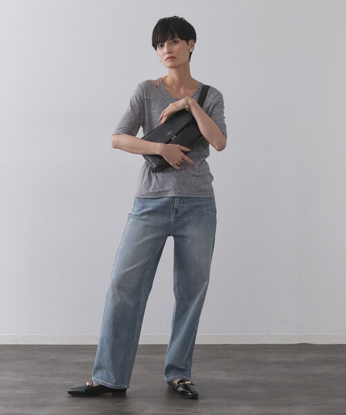 OPAQUE.CLIP（オペークドットクリップ）の「【3WAY】スムース合皮ワイドボディバッグ（ボディバッグ/ウエストポーチ・レディース・ブラック/ダークブラウン・00）」の4枚目の写真