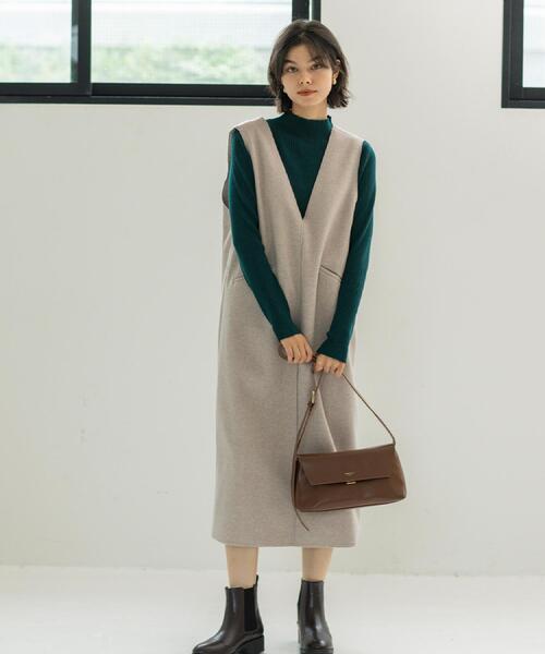 OPAQUE.CLIP（オペークドットクリップ）の「【3WAY】スムース合皮ワイドボディバッグ（ボディバッグ/ウエストポーチ・レディース・ブラック/ダークブラウン・00）」の21枚目の写真