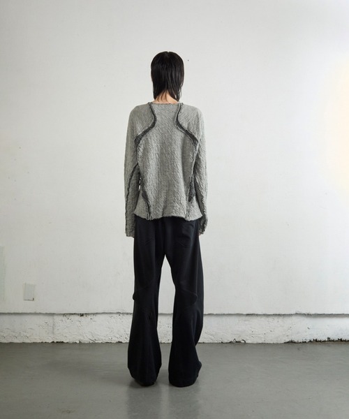 NVRFRGT(ネヴァーフォーゲット)の「PANELED LONG SLEEVE T SHIRT(Tシャツ/カットソー・メンズ・ライトグレー/ブラック・1/2)」の10枚目の写真
