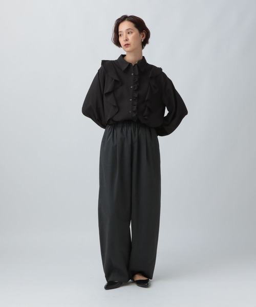 LEPSIM(レプシィム)の「アシメフリルシャツ 582419(シャツ/ブラウス・レディース・ベージュ/ブラック/オフホワイト・FREE)」の15枚目の写真