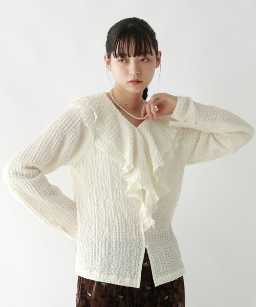 RAGEBLUE（レイジブルー）の「ワイドスリーブ/シャーリングフリルブラウス（シャツ/ブラウス・レディース・パープル/ホワイト/ブラウン・FREE）」の2枚目の写真