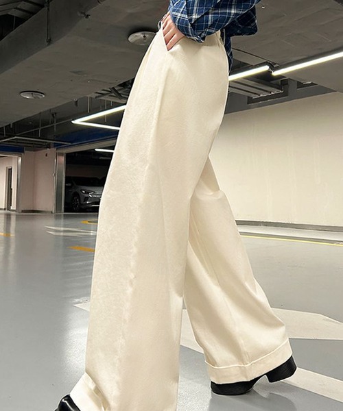 Kuroba(クロバ)の「タックワイドパンツ ベルト付き(その他パンツ・レディース・ベージュ/オフホワイト・S/L/M)」の21枚目の写真