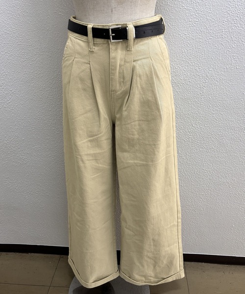 Kuroba(クロバ)の「タックワイドパンツ ベルト付き(その他パンツ・レディース・ベージュ/オフホワイト・S/L/M)」の11枚目の写真