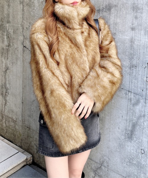 INGNI（イング）の「マグネットボタンスタンドカラーエコファーコート（ブルゾン・レディース・ブラック/ミックスグレー/アイボリー/ベージュ/ブラウン系8/グレー系その他4・M）」の5枚目の写真