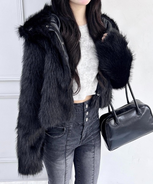 INGNI（イング）の「マグネットボタンスタンドカラーエコファーコート（ブルゾン・レディース・ブラック/ミックスグレー/アイボリー/ベージュ/ブラウン系8/グレー系その他4・M）」の2枚目の写真