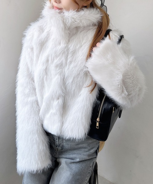 INGNI（イング）の「マグネットボタンスタンドカラーエコファーコート（ブルゾン・レディース・ブラック/ミックスグレー/アイボリー/ベージュ/ブラウン系8/グレー系その他4・M）」の16枚目の写真