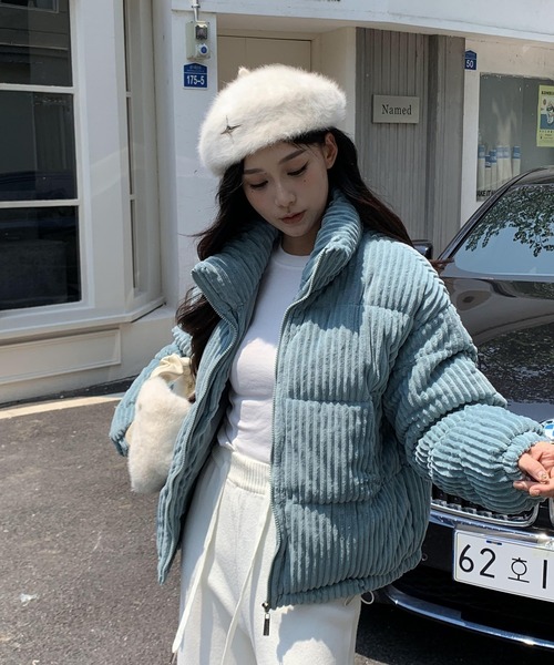 ARCADE（アーケード）の「コーデュロイ 中綿入り ダウン風ジャケット/オーバーサイズ ショート丈 -ARCADE Limited Line-（ダウンジャケット/コート・レディース・ブラック/アイボリー/ブルー/ブラウン/ピンク・S/M/L）」の12枚目の写真