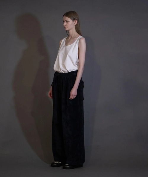 my beautiful landlet（マイビューティフルランドレット）の「【my beautiful landlet】 CHENILLE KNIT WIDE EASY PANTS（その他パンツ・メンズ・ベージュ/ネイビー/イエロー/グリーン/ブラック・1/2/0）」の6枚目の写真