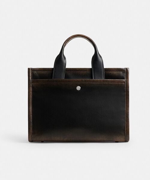 COACH（コーチ）の「カーゴ トート バッグ・ラブド レザー（トート