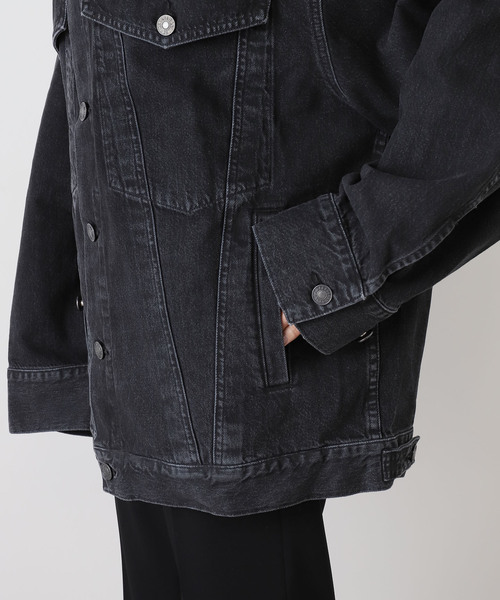 AGOLDE（エーゴールドイー）の「AGOLDE エーゴールドイー REWORKED WAYNE JACKET in Spider A5045-1557（デニムジャケット・レディース・ブラック系その他・SMALL/X-SMALL）」の13枚目の写真
