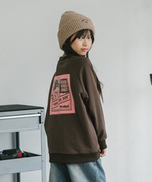 URBAN CHERRY（アーバンチェリー）の「【POLAROAD/ポーラロード】CATプリントオーバーサイズトレーナー（スウェット・キッズ）」