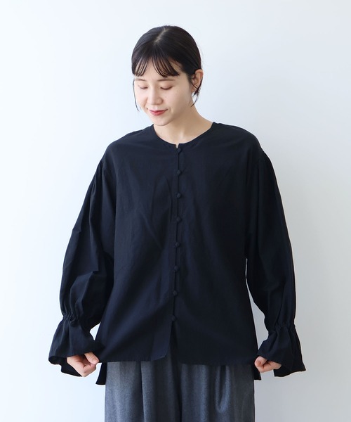 yuni(ユニ )の「△コットンキュプラリネンgather sleeves 2wayシャツ(シャツ/ブラウス・レディース・パープル/ピンク/アイボリー/ブラック・FREE)」の16枚目の写真