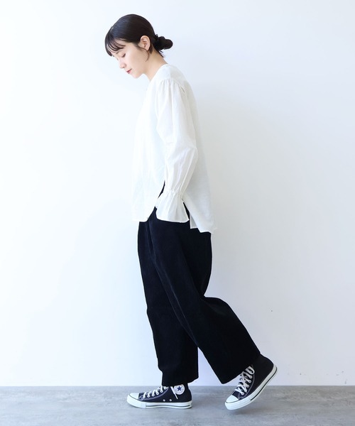 yuni(ユニ )の「△コットンキュプラリネンgather sleeves 2wayシャツ(シャツ/ブラウス・レディース・パープル/ピンク/アイボリー/ブラック・FREE)」の6枚目の写真