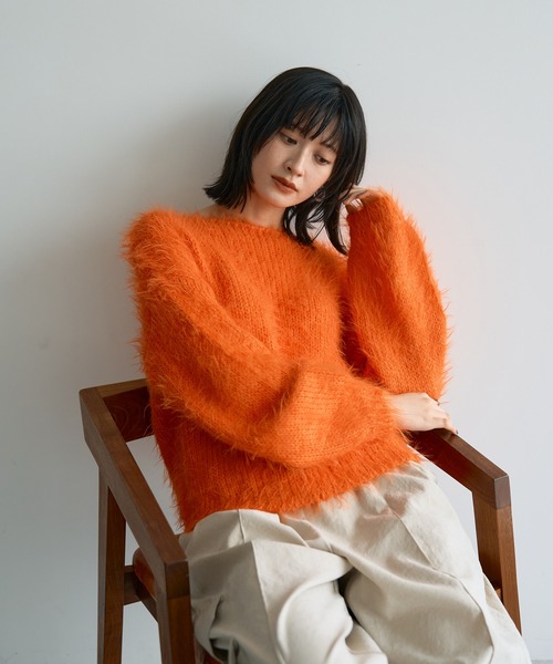 Editt by YECCA VECCA（エディットバイイェッカヴェッカ）の「フェザーMIXロービングニット（ニット/セーター・レディース・グレー/チャコールグレー/オレンジ/グリーン系その他3・FREE）」の4枚目の写真