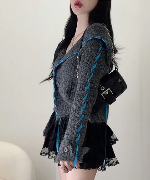 VIVID LADY(ビビッドレディー)の「配色レースアップ ショート丈 ニットカーディガン(ニット/セーター・レディース・ライトグレー/アイボリー/チャコールグレー・FREE)」の8枚目の写真