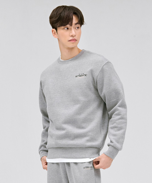 CHASECULT（チェイスカルト）の「共用エッセンシャルレタリング起毛スウェットTシャツ-グレー（スウェット・メンズ・ライトグレー・105/90/100/110/95）」の3枚目の写真