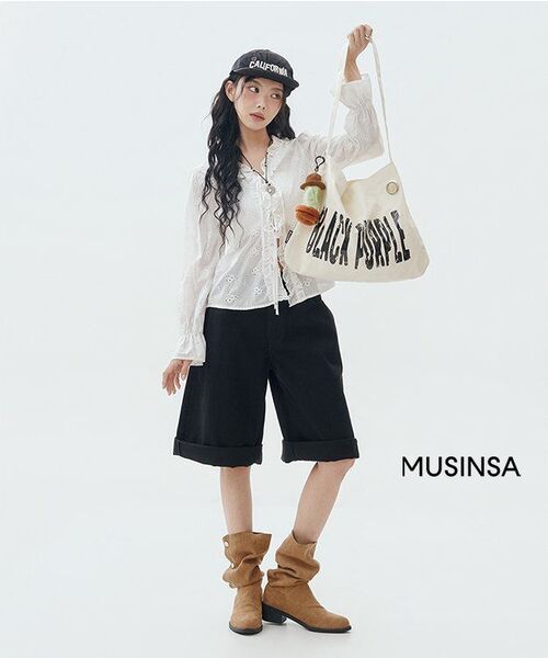 MILLO WOMEN（ミロウーマン）の「マキシデニムバミューダパンツ[ブラック]（その他パンツ・レディース・その他・SMALL/MEDIUM）」の4枚目の写真