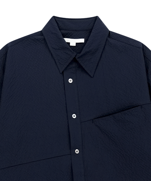 SLOWACID（スローアシッド）の「アシンメトリック半袖シャツ [ネイビー]（シャツ/ブラウス・レディース・その他・SMALL/MEDIUM/LARGE）」の2枚目の写真