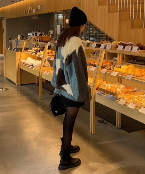 MIRROR STOKE(ミラーストーク)の「【ZOZO限定】ACCENT MATERIAL KNIT CARDIGAN/アクセントマテリアルニットカーディガン(ニット/セーター・レディース・ブルー/イエロー/ワインレッド・MEDIUM)」の21枚目の写真