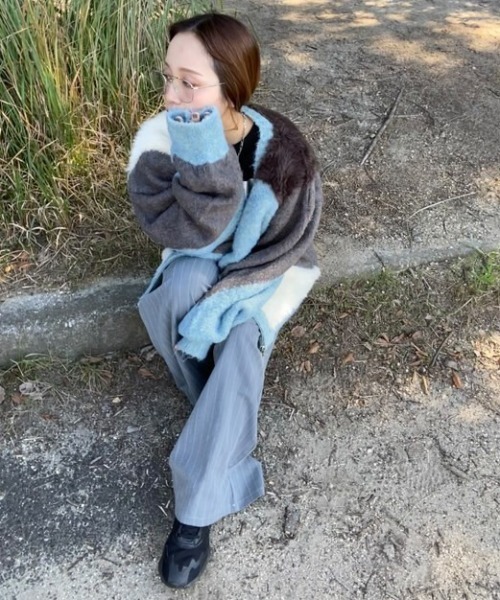 MIRROR STOKE(ミラーストーク)の「【ZOZO限定】ACCENT MATERIAL KNIT CARDIGAN/アクセントマテリアルニットカーディガン(ニット/セーター・レディース・ブルー/イエロー/ワインレッド・MEDIUM)」の16枚目の写真