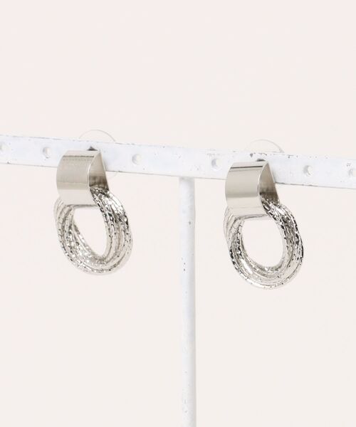 almo(アルモ)の「デザインペアピアス/両耳用/レディース(LEY)(ピアス(両耳用)・レディース・シルバー/ゴールド・FREE)」の6枚目の写真